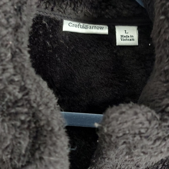 Vest - Picture 2 of 2